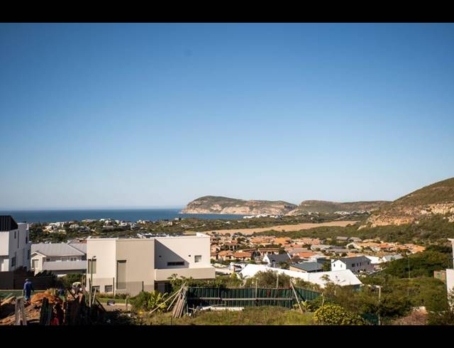 LAND FOR SALE IN WHALE ROCK